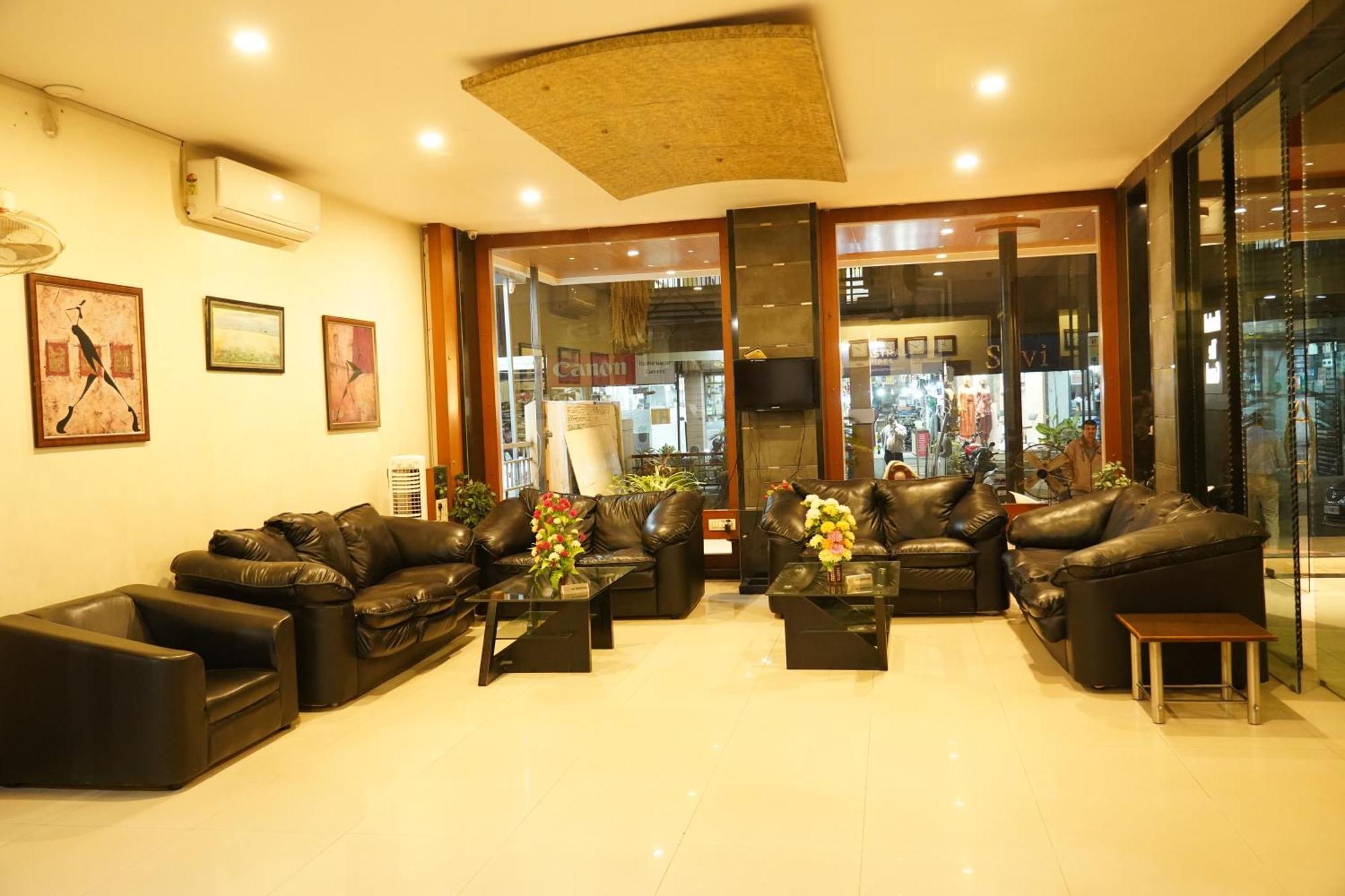 Marshall The Grand Hotel Ahmedabad Exterior foto